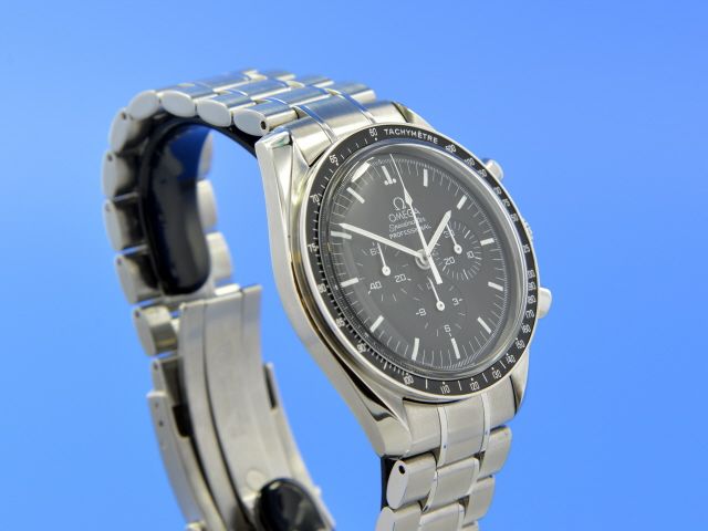 Omega Speedmaster Moonwatch