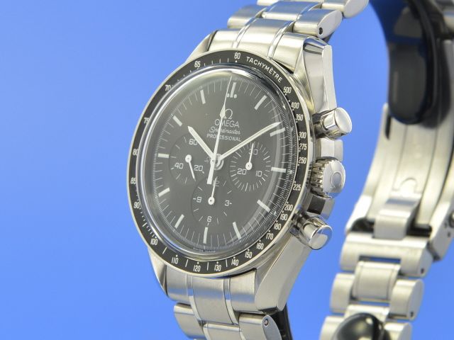Omega Speedmaster Moonwatch