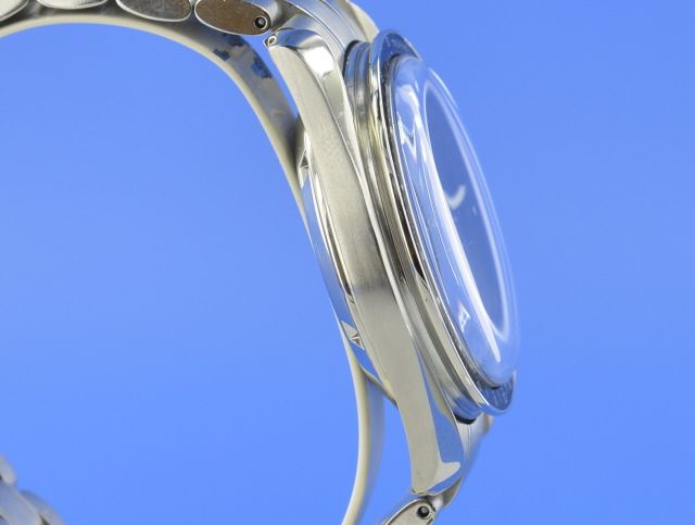 Omega Speedmaster Moonwatch