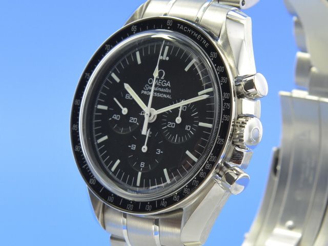 Omega Speedmaster Moonwatch