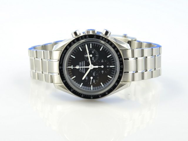 Omega Speedmaster Moonwatch