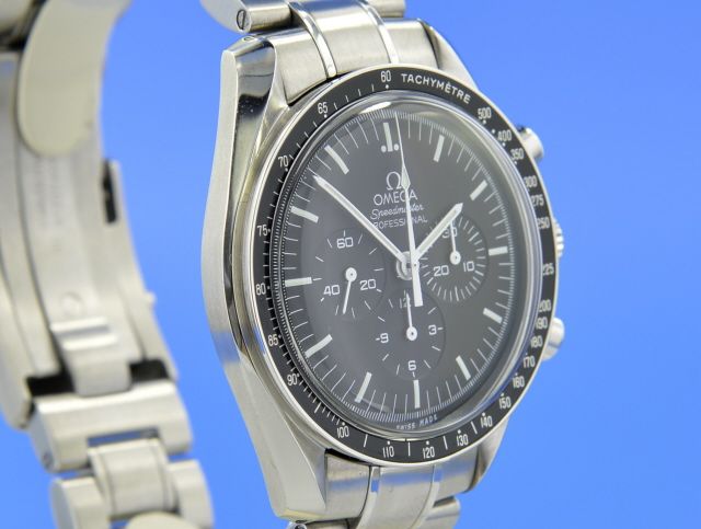Omega Speedmaster Moonwatch