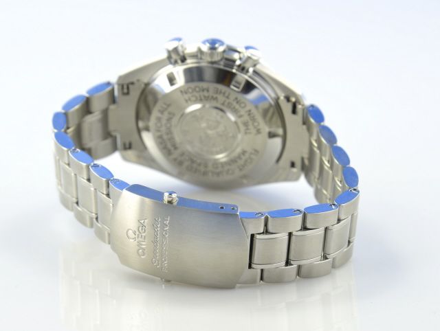 Omega Speedmaster Moonwatch
