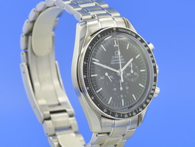 Omega Speedmaster Moonwatch