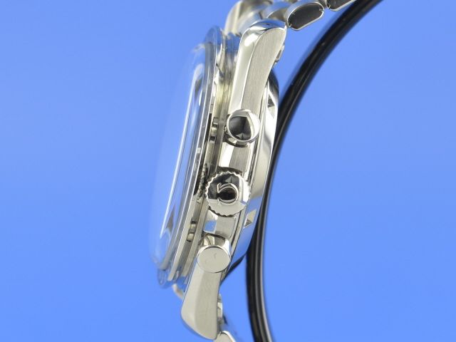 Omega Speedmaster Moonwatch