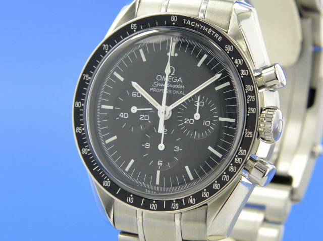 Omega Speedmaster Moonwatch