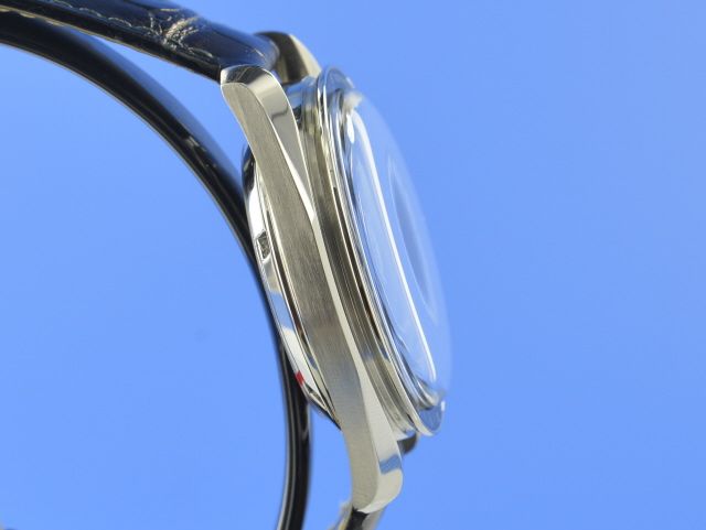 Omega Speedmaster Moonwatch