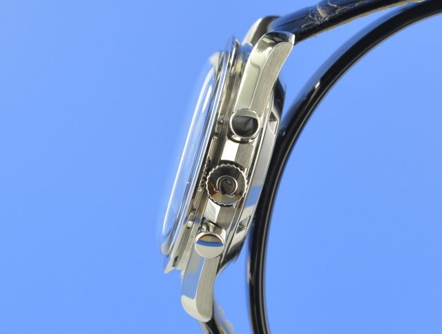 Omega Speedmaster Moonwatch