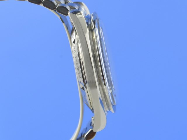 Omega Speedmaster Moonwatch