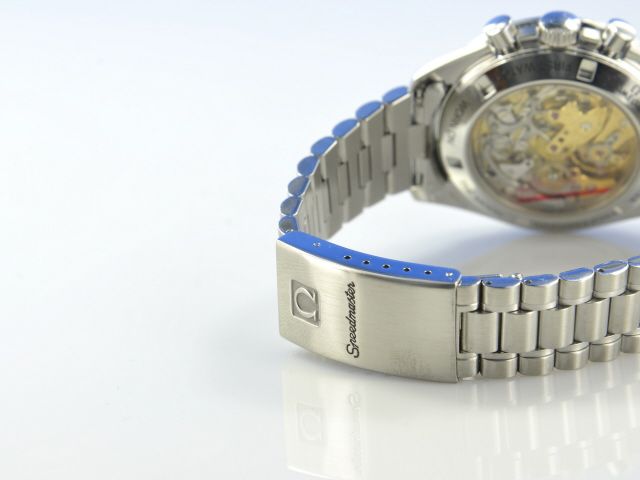Omega Speedmaster Moonwatch
