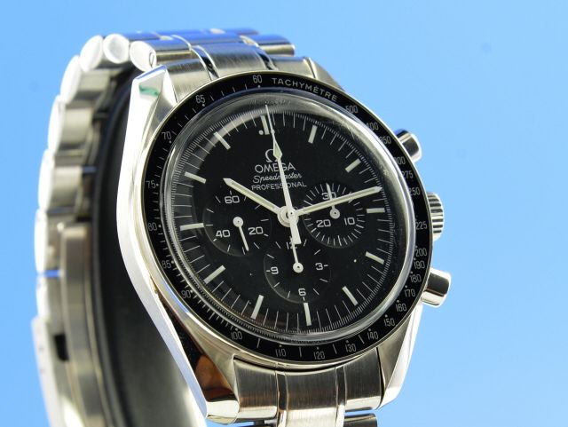 Omega Speedmaster Moonwatch