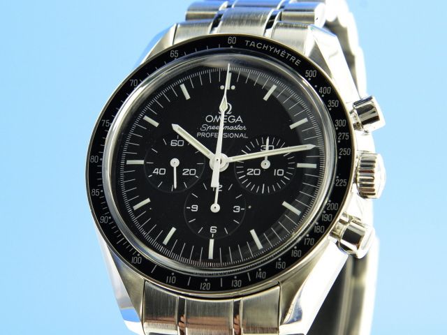 Omega Speedmaster Moonwatch