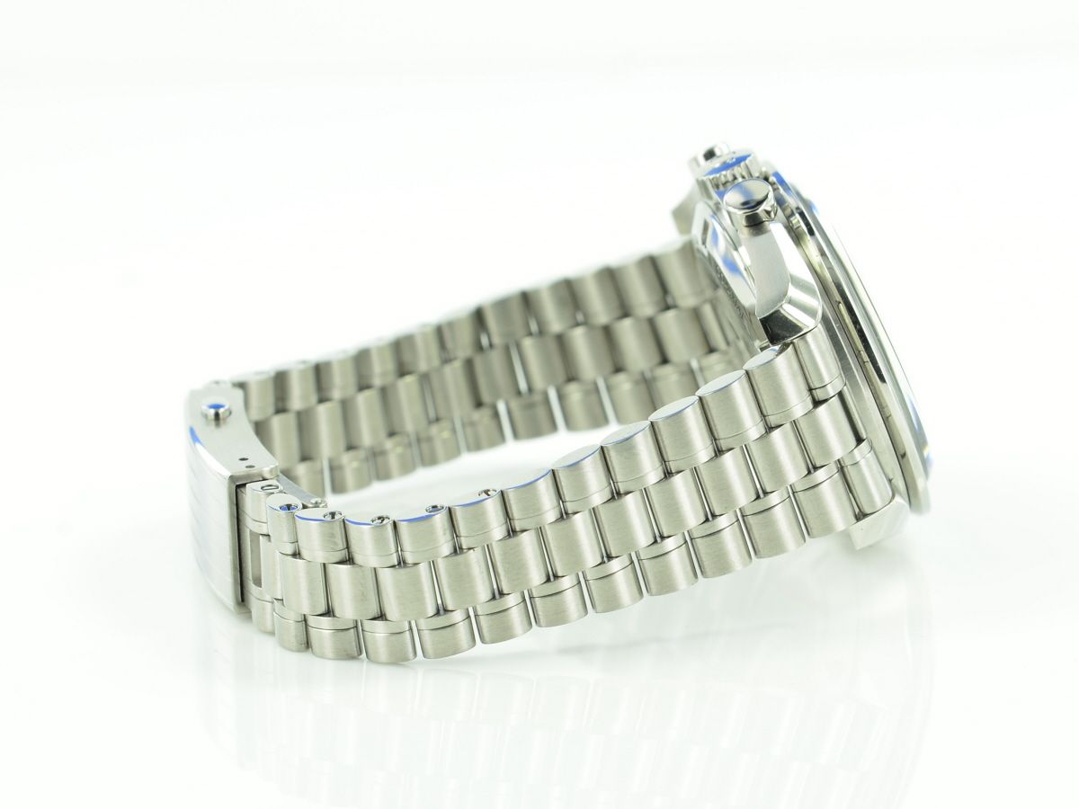 Omega Speedmaster Professional Moonwatch Co-Axial Master Chronometer