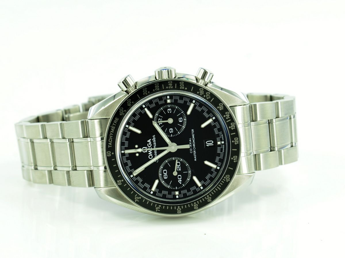 Omega Speedmaster Racing