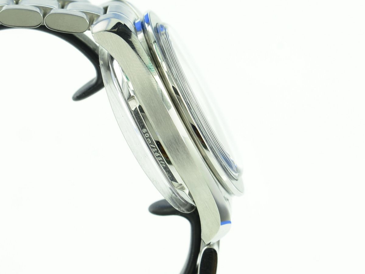 Omega Speedmaster Racing