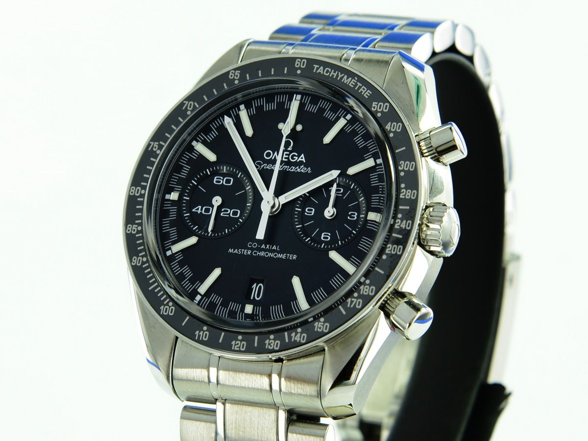 Omega Speedmaster Racing