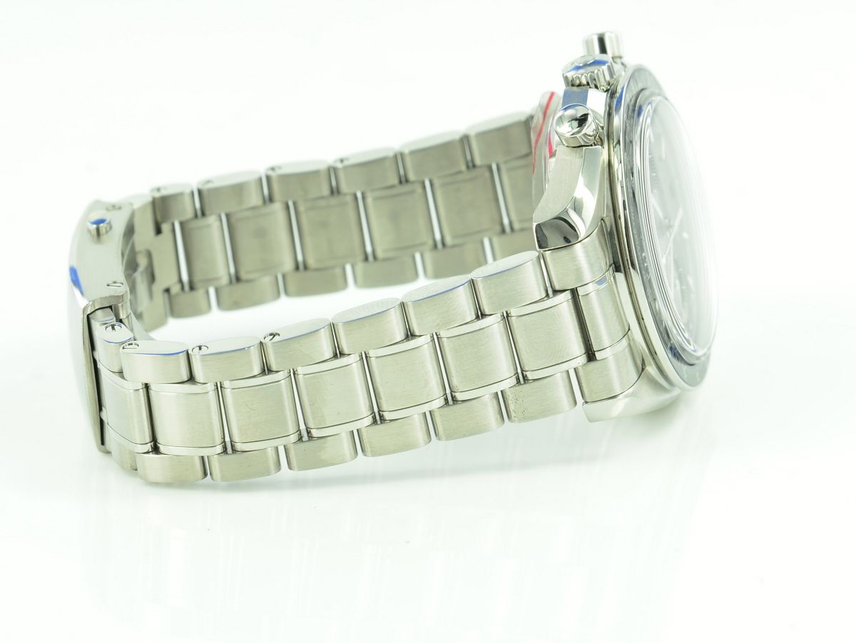 Omega Speedmaster Racing