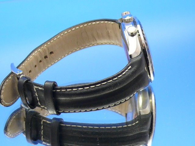 Omega Speedmaster Racing Date Chrono