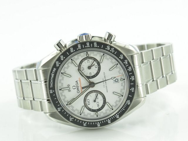 Omega Speedmaster Racing Master Chronometer