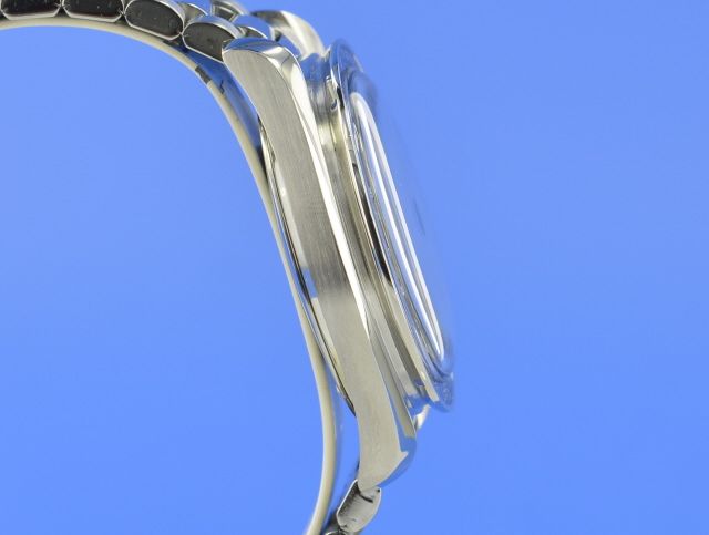 Omega Speedmaster Reduced