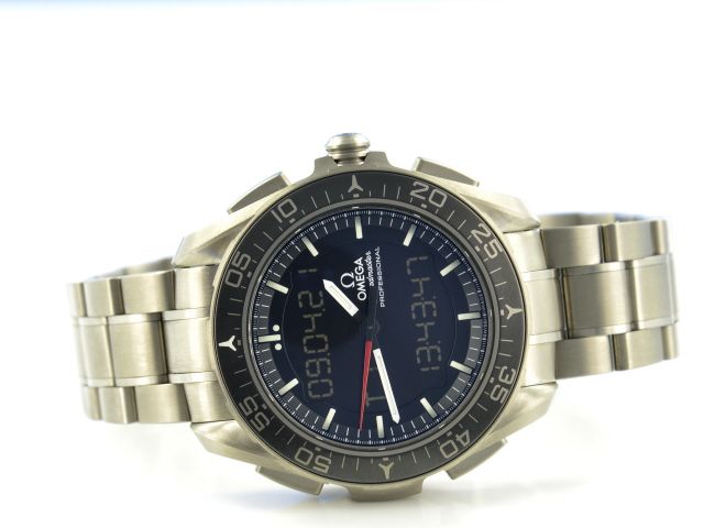 Omega Speedmaster Skywalker X-33