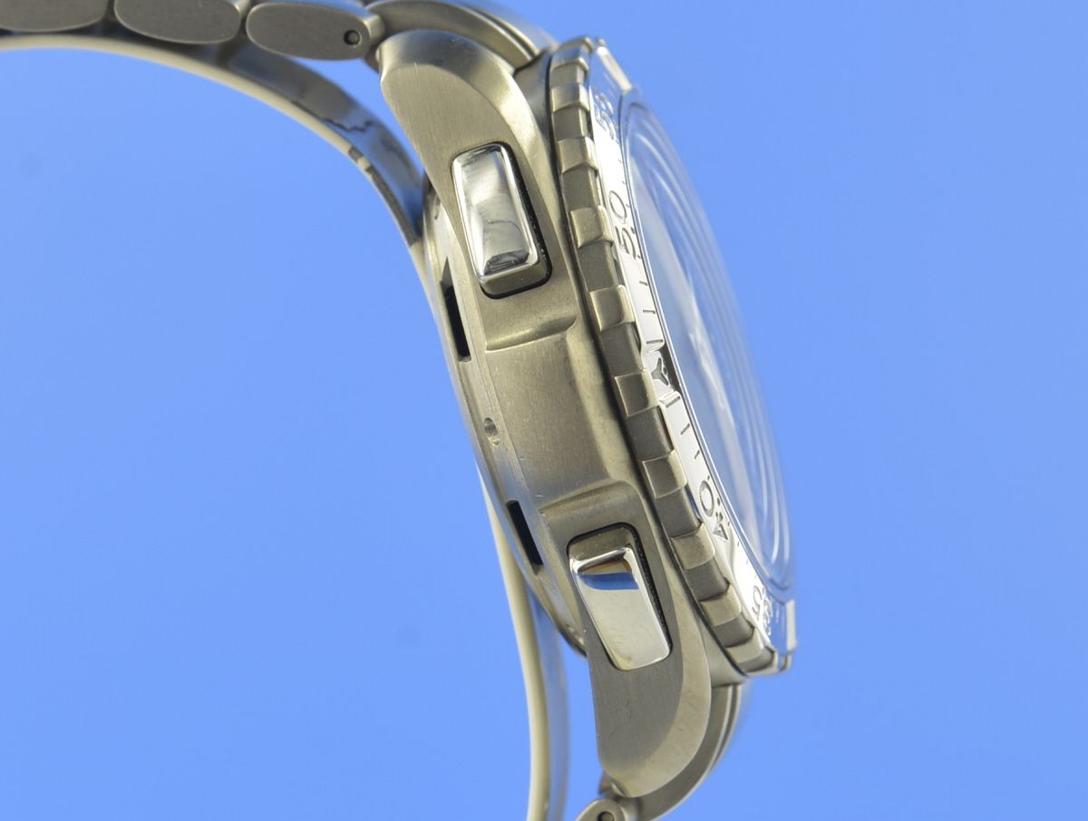 Omega Speedmaster X-33