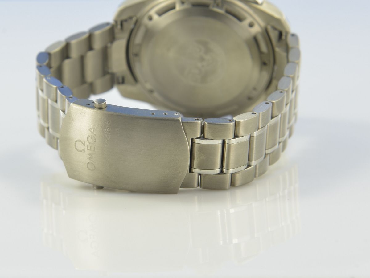 Omega Speedmaster X-33