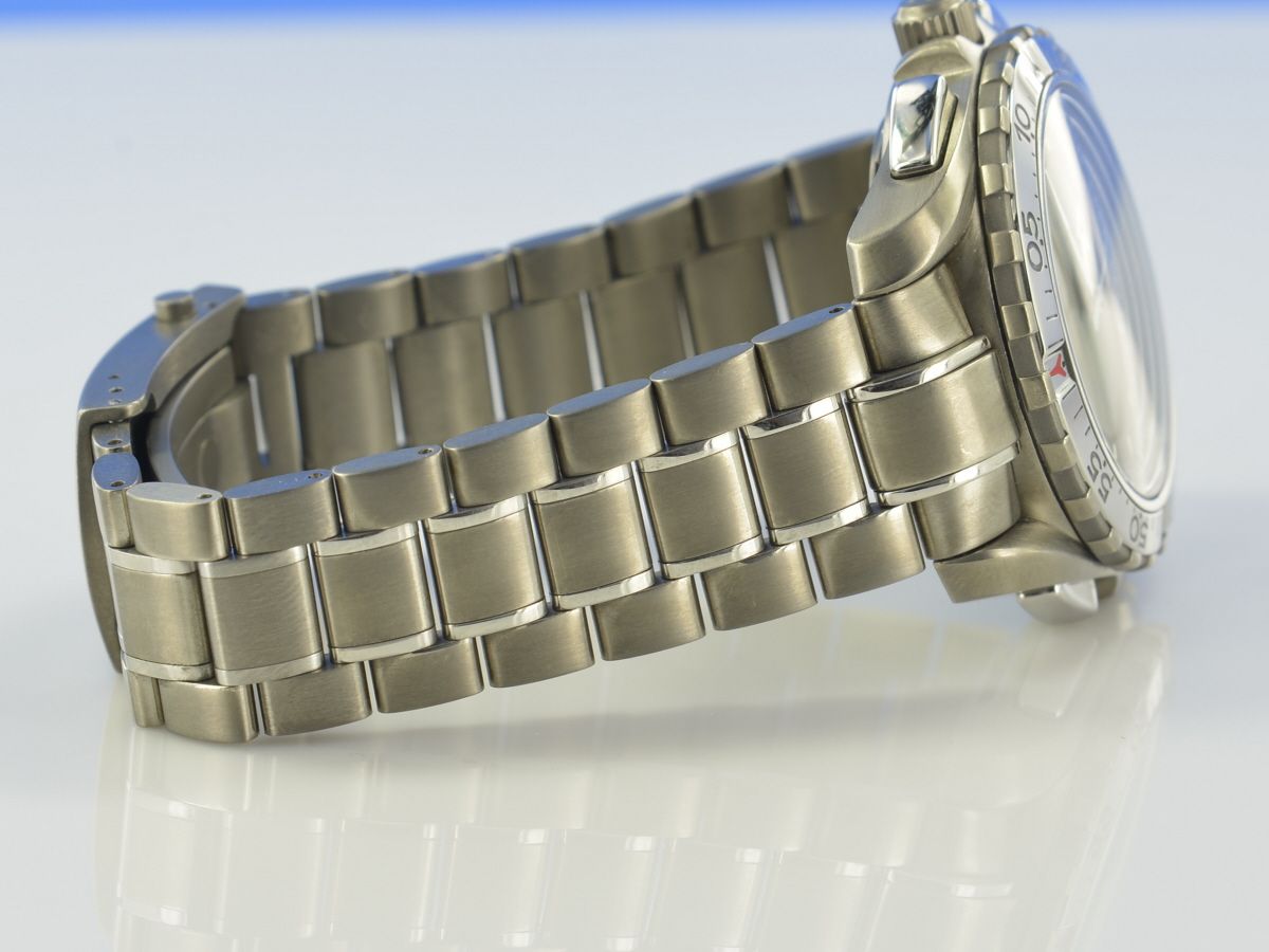 Omega Speedmaster X-33