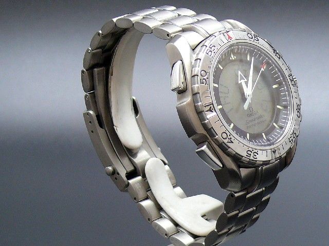 Omega Speedmaster X33