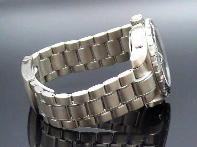 Omega Speedmaster X33