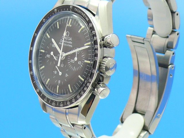 Omega Speedmaster Moonwatch
