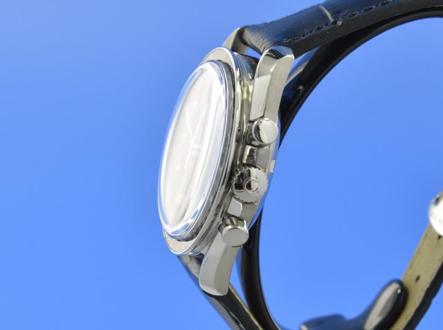 Omega Speedmaster Moonwatch