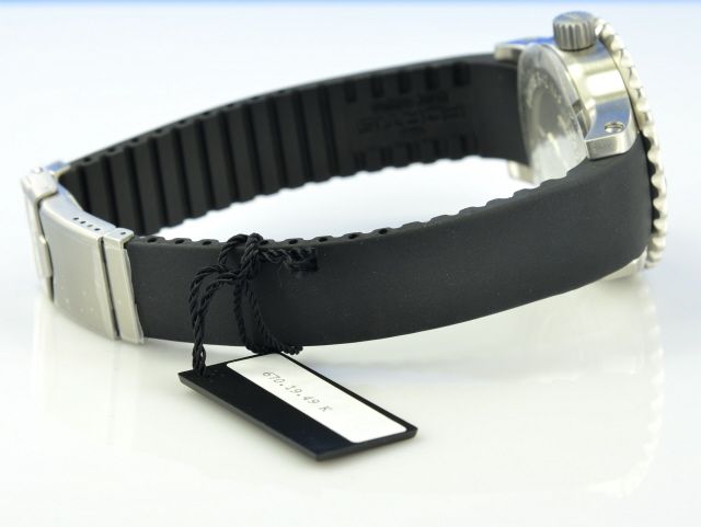 Fortis B-42 Aquatis Marinemaster Day/Date Orange