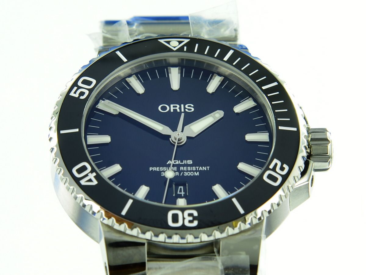 Oris Aquis Date 43.5 mm Automatic