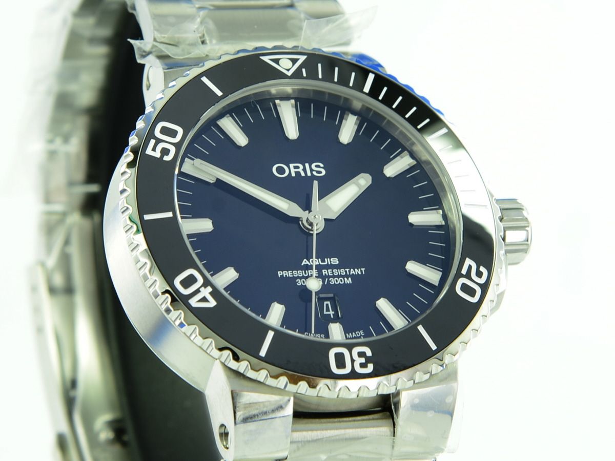 Oris Aquis Date 43.5 mm Automatic