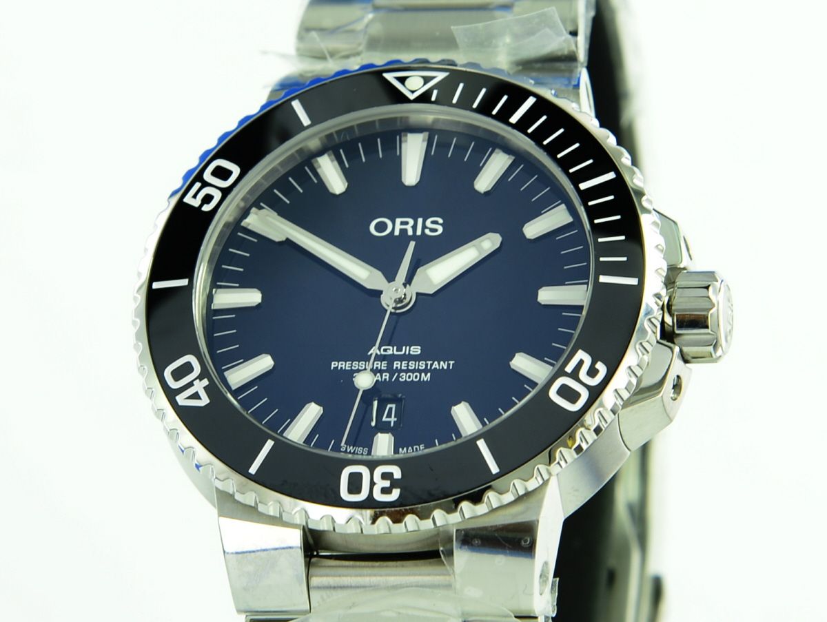 Oris Aquis Date 43.5 mm Automatic