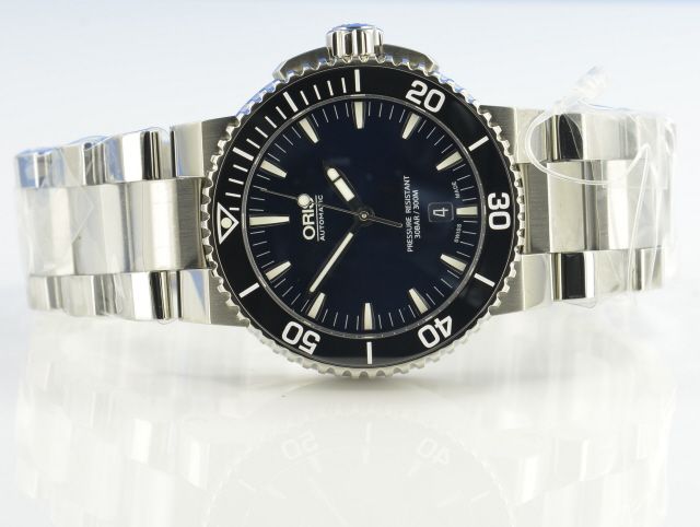 Oris Aquis Date 7653 Automatik Keramik