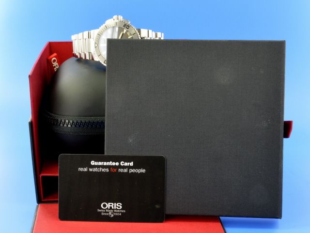 Oris Aquis Date Automatik