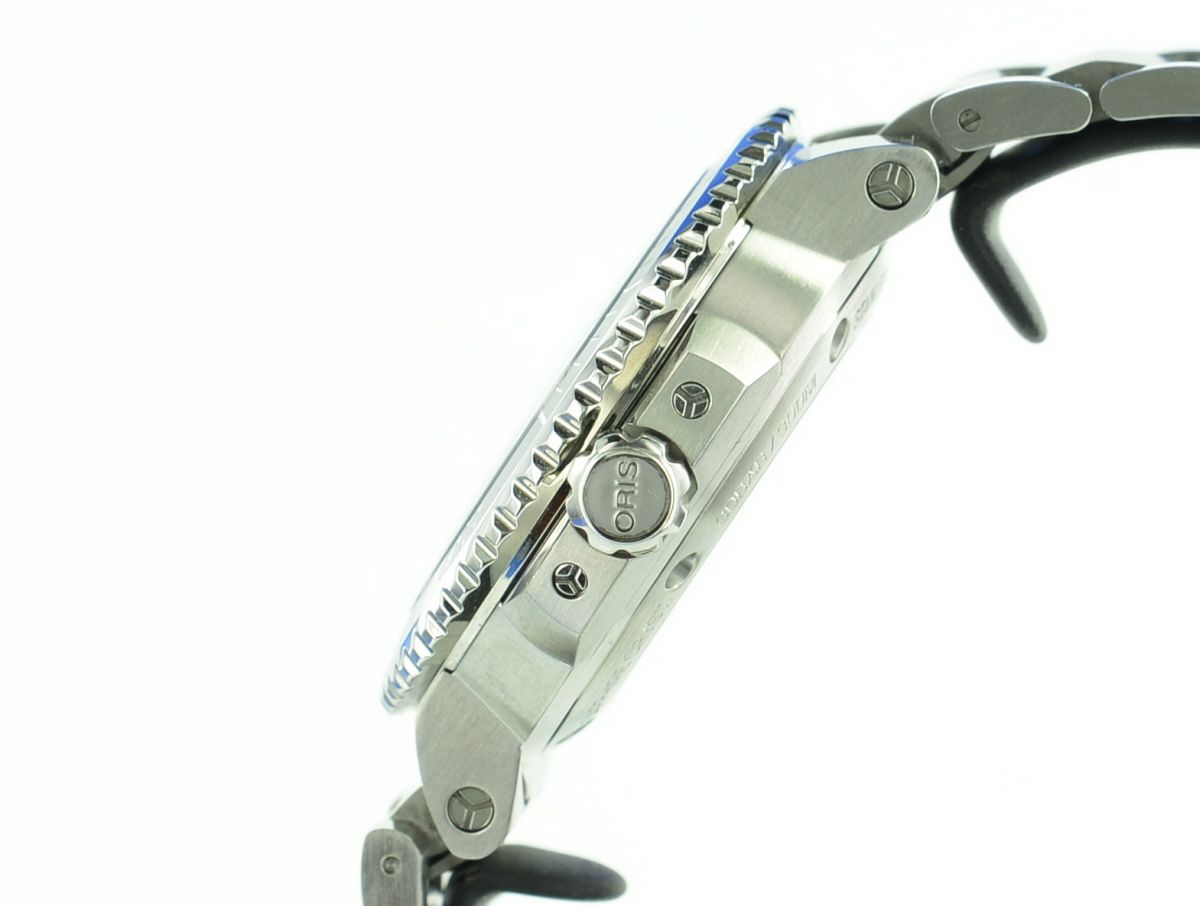 Oris Aquis Date, Caliber 400 7769