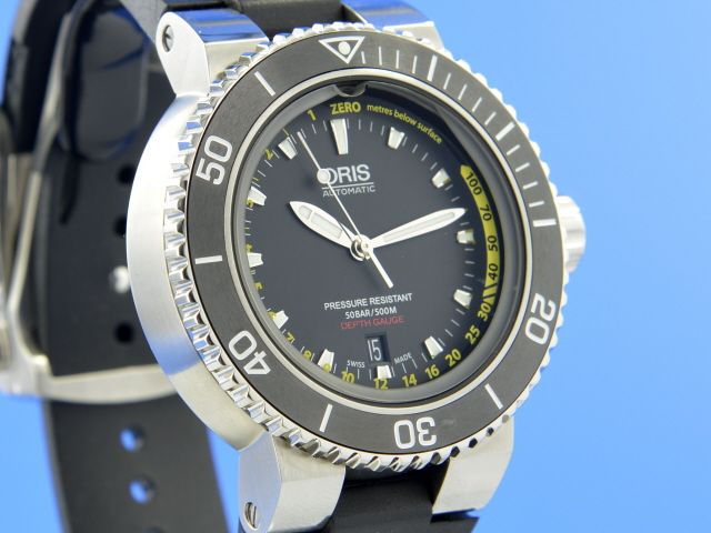 Oris Aquis Date Depth Gauge