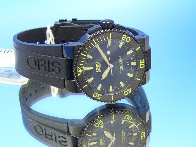 Oris Aquis Date Yellow Devil