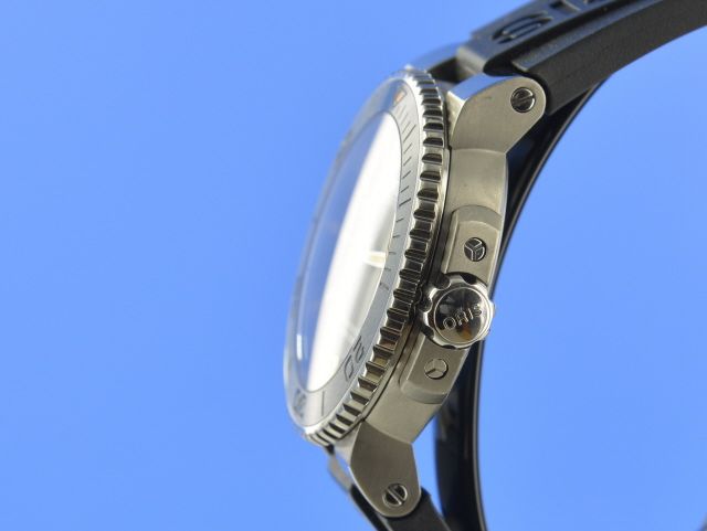 Oris Aquis Maldives Limited Edition