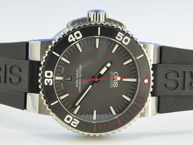 Oris Aquis Red Limited Edition 200 St.
