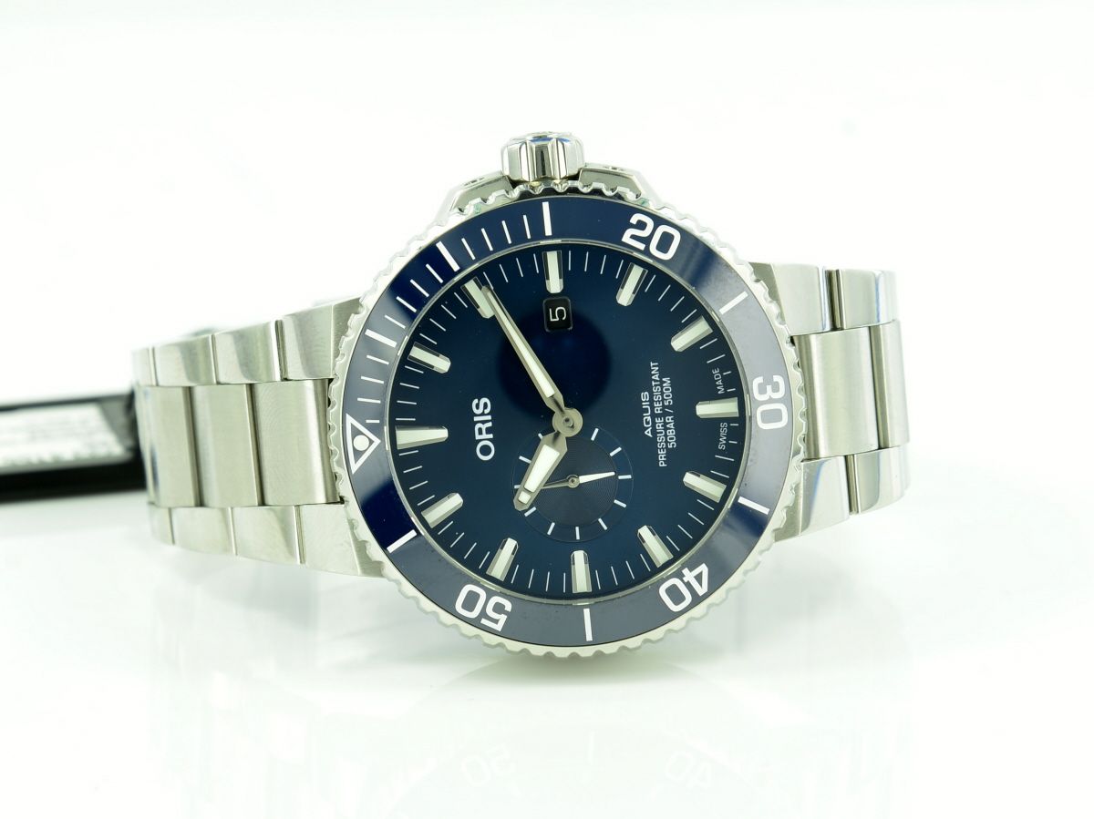 Oris Aquis Small Second