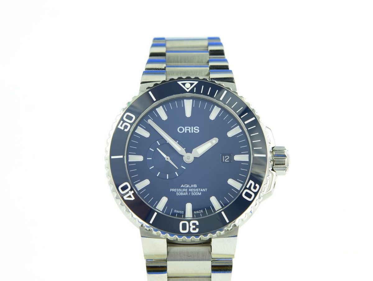 Oris Aquis Small Second, Date