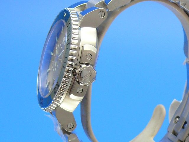 Oris Aquis Small Second Date