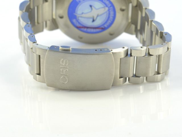 Oris Aquis Tubbataha Limited Edition