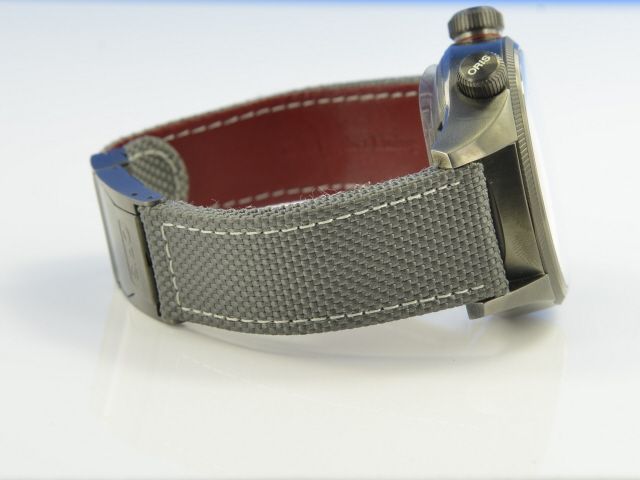 Oris Aviation Crown ProPilot Altimeter