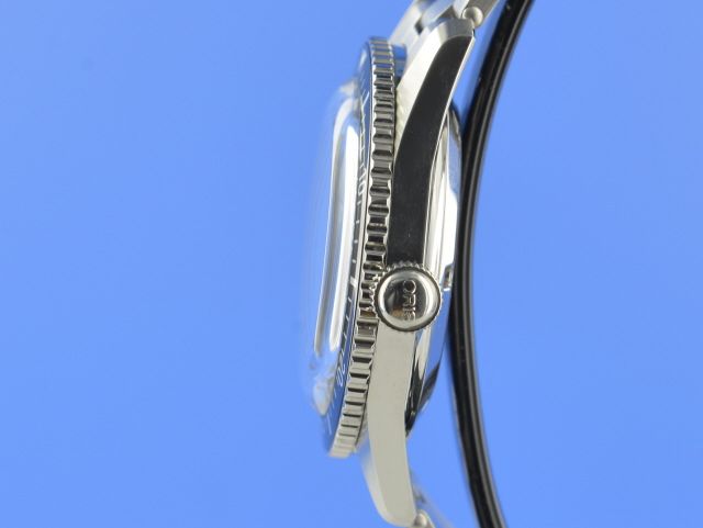 Oris Diver Sixty-Five Taucheruhr blau