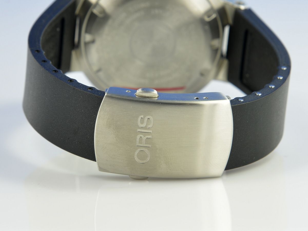 Oris Diver Small Second Date